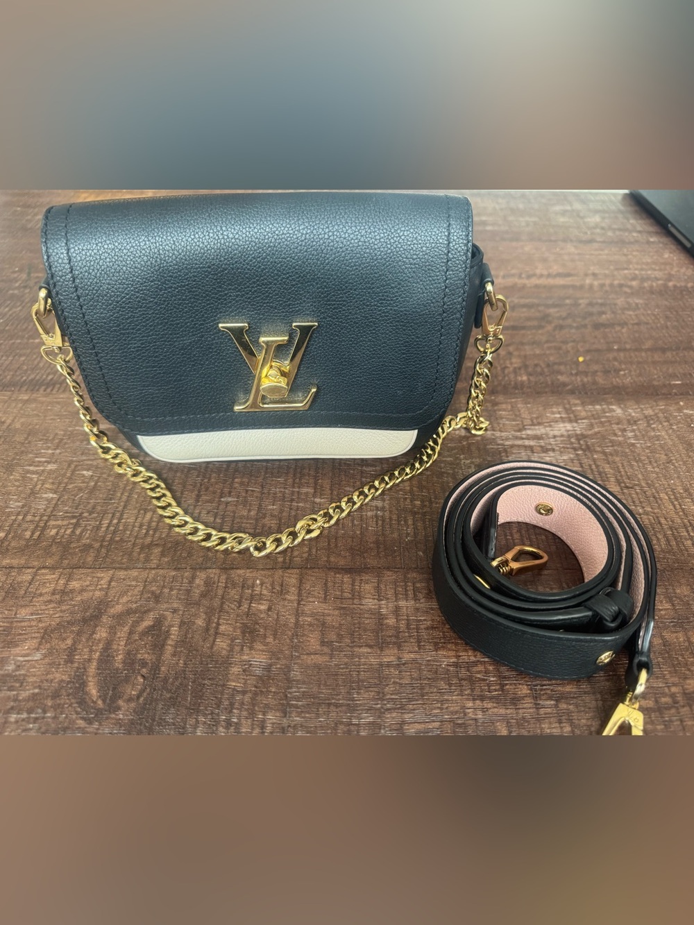 Louis Vuitton Lock Me Tender